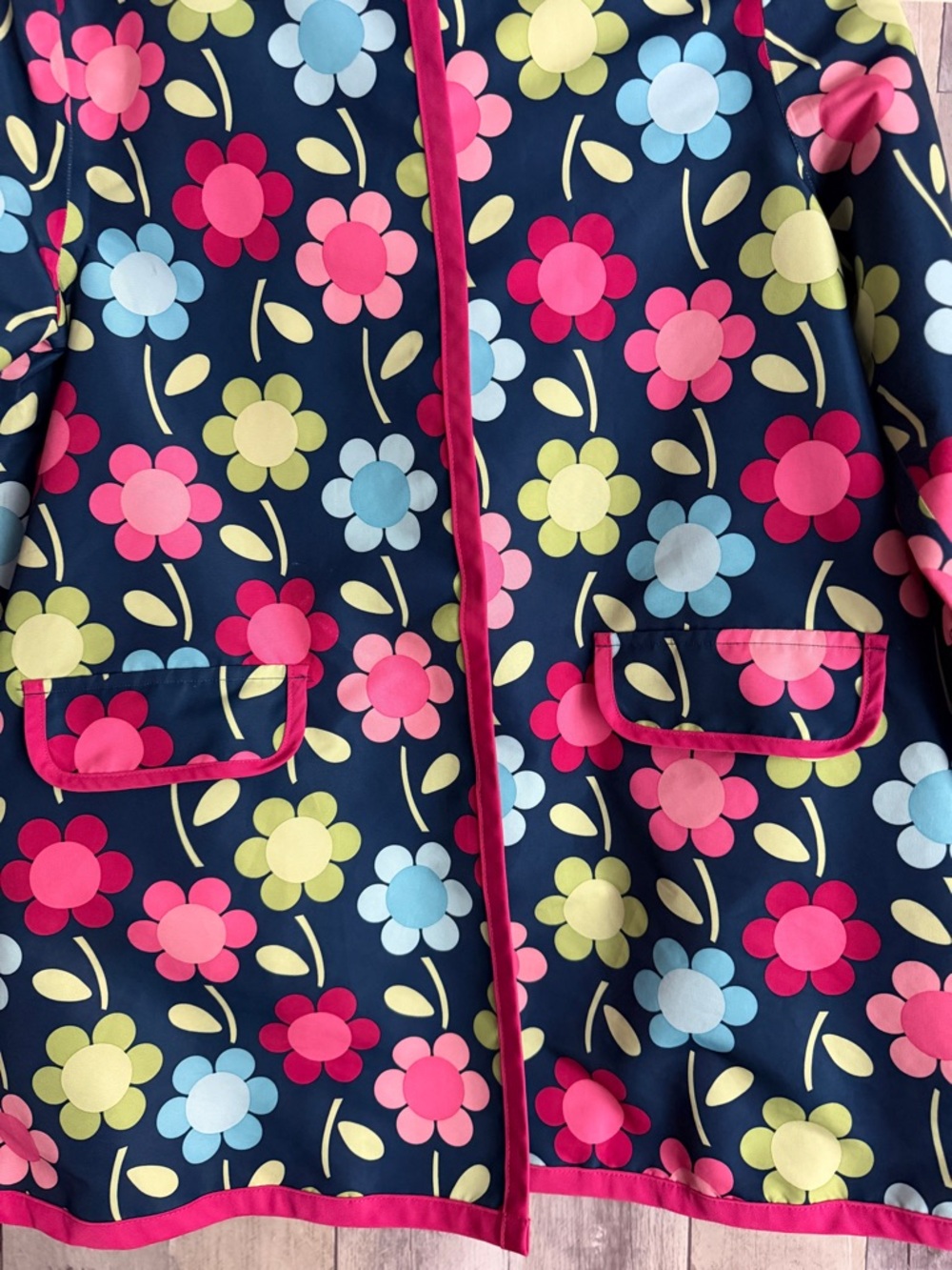 Gymboree Girls Raincoat with beautiful flower pattern - Picture 5 of 13